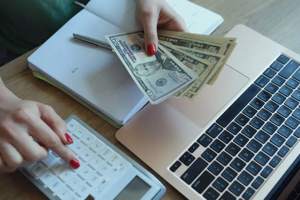 How to Track Your Spending